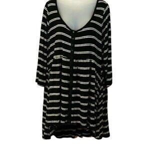 Torrid Plus Size 2 Striped Dress - Black White Rayon Spandex Knee-Length